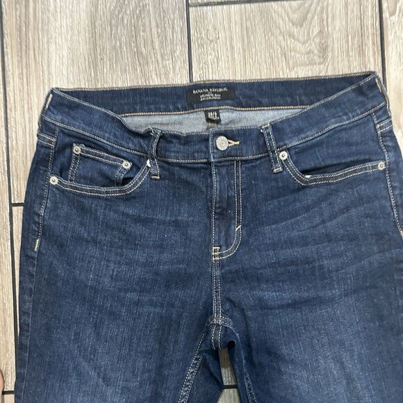 Banana Republic Womens Jeans 28/6 Girlfriend Dark Wash Straight Leg Mid Rise - Picture 2 of 11